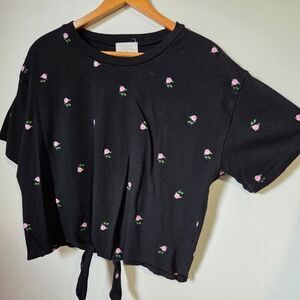 EUC URBAN NATION DITSY FLORAL BLACK TEE SIZE XL